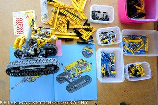 Progress assembling Lego Technics 42006 | I did some while C… | Flickr