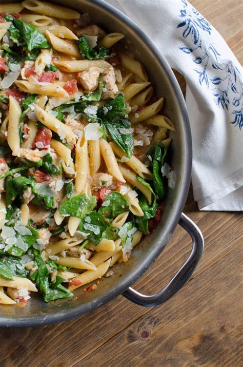 Chicken And Spinach Skillet Pasta Valerie S Kitchen