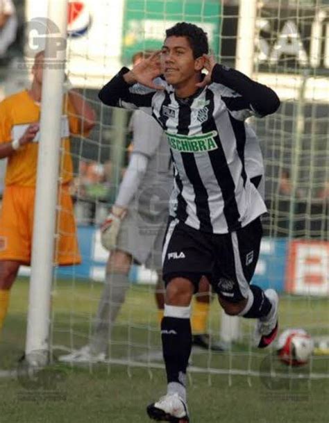 Futebol Nostálgico on Twitter Roberto Firmino Figueirense 2010