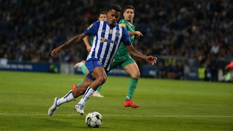 Fc Porto Jo O M Rio E Galeno Em Destaque No Fc Porto Fc Famalic O