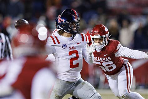 Arkansas Looks To Spoil Ole Miss Hot Start Yet Again Red Cup Rebellion