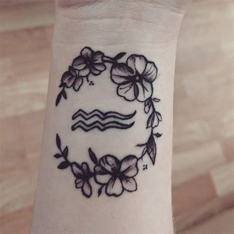 33 tatuagens para quem é do signo de aquário Tatuagem signos