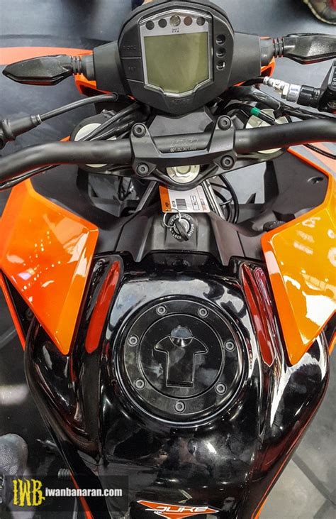 Cặp đôi naked bike cho người mới chơi KTM Duke và Duke ra mắt Đông Nam Á