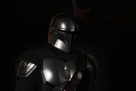 Hot toys mando appreciation : r/starwarscollecting