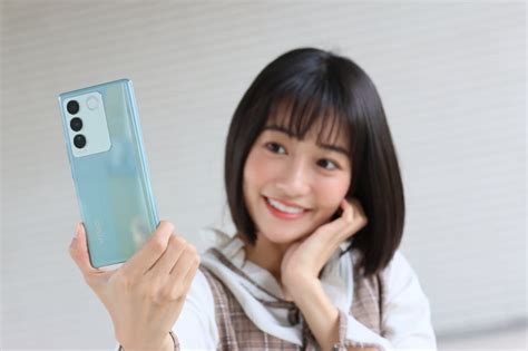 天生自帶光環的 Vivo V27 5g！顏值控的美顏人像旗艦新機實測 Yahoo奇摩汽車機車