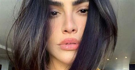 Cleo Pires sensualiza em clique surpreendente e chama atenção na web