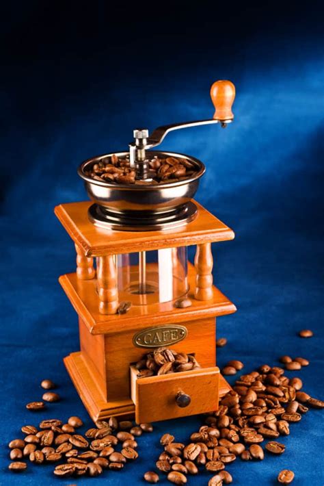 Best Manual Coffee Grinders Buyers Guide Coffee Semantics