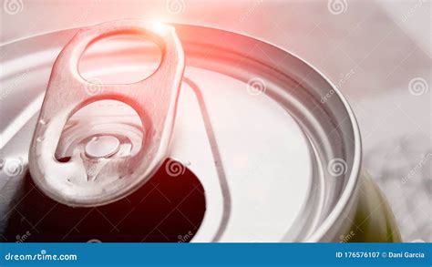 Can Of Soda Stock Image Image Of Reflection Isolated 176576107