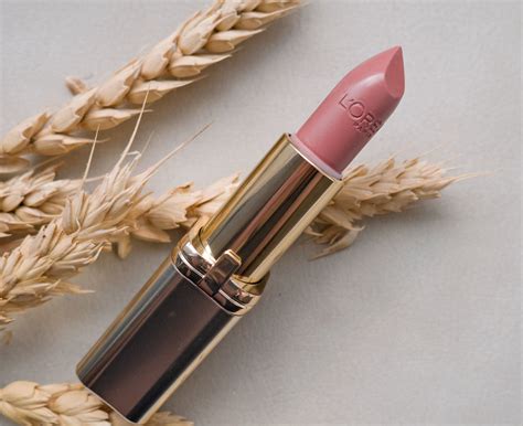Помада L oreal Color Riche Nude Самый нестабильный оттенок в моей косметичке Отзывы