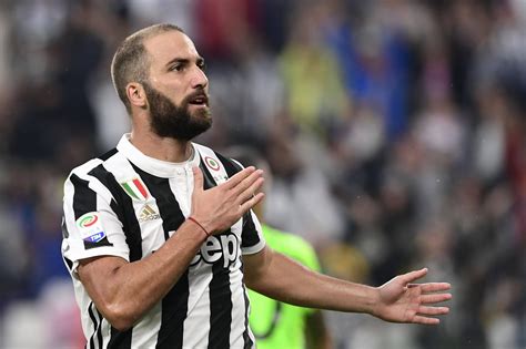 Gonzalo Higuain Cercasi L Argentino Deve Fornire Risposte Convincenti Ora