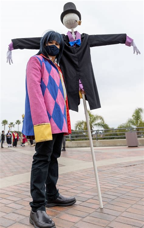 Photos Cosplayers Dont Hold Back At Animé Los Angeles 17 In Long Beach • The Hi Lo