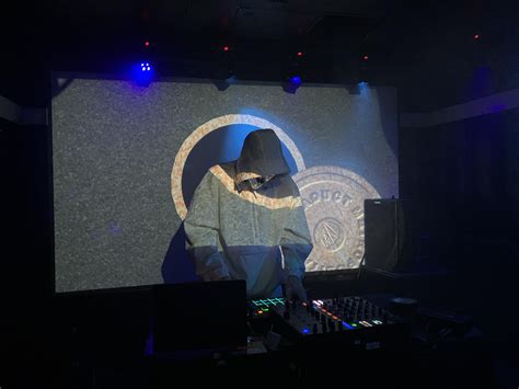 San Diego - oct 8th || super sick intimate show! You could see all his