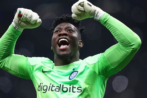 Inter Milan Goalkeeper Andr Onana Celebrates Ac Milan Win In Ucl