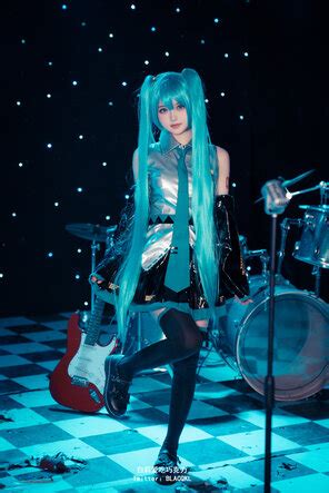 BLACQKL Hatsune Miku BLACQKL Hatsune Miku 32 Porn Pic