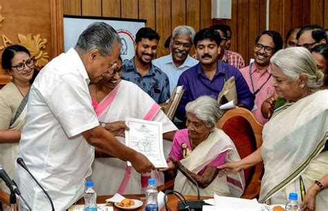 96 Year Old Gets 98 Out Of 100 In Kerala Literacy Exam Next Stop Computers Latest News India