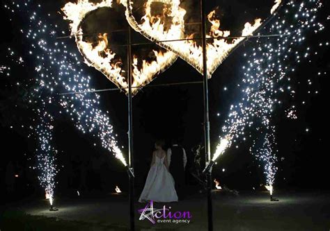 Свадебное огненное сердце заказать Днепр- Action Event Company