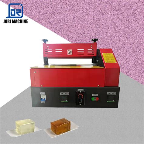 Table Glueing Hot Melt Glue Coater Machine For Paper Adhesive China