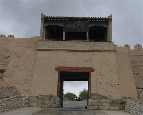 Jiayuguan Fort Photo, Jiayuguan Fort Photos, Jiayuguan Picture ...