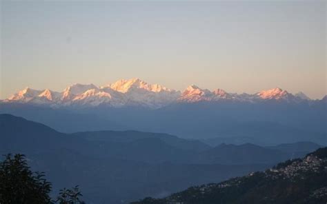 Tiger Hill Sunrise Observatory, Darjeeling | WhatsHot Kolkata