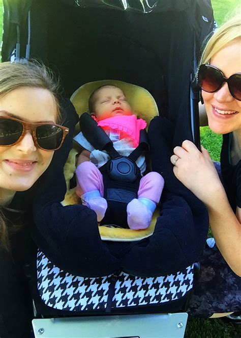 Irish Lesbian Couple Share Ivf Success Story To Inspire Others Extra Ie