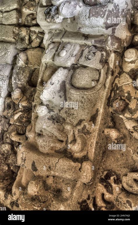 Kinich Ahau Caras Del Sol De Piedra Ruinas Mayas Zona Arqueológica