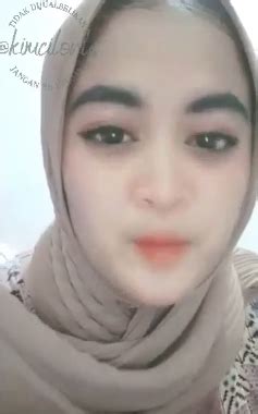 Bokep Indo Ukhty Jilbab Cantik Body Chubby Sangean VIDX