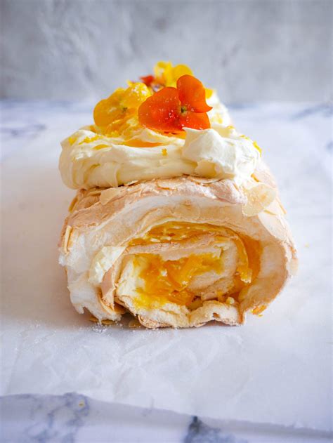 Lemon Curd Meringue Roulade Daen S Kitchen Recipe In