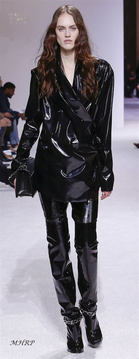 Balmain Fall 2018 Menswear_ image pinned from vogue.com | Moda estilo ...