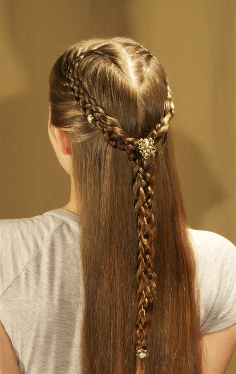 1001 Ideas For Stunning Medieval And Renaissance Hairstyles