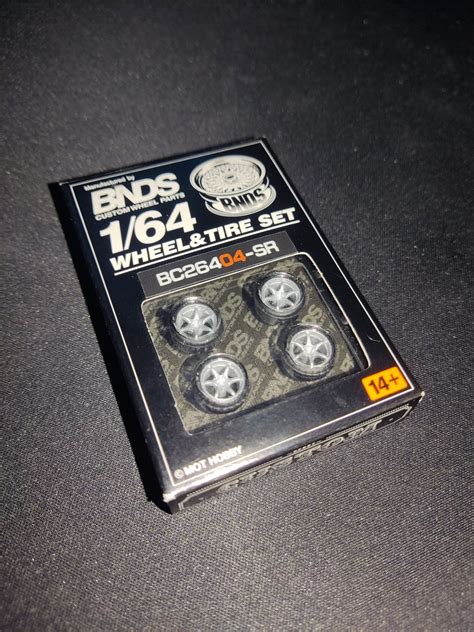 Bnds 1 64 wheel hot wheels matchbox mini gt majorette tarmac 535 грн Колекціонування Кривий