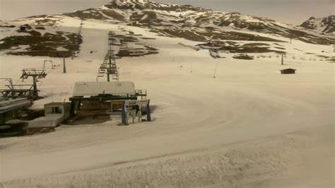 Live Cam Tonale Pass | SkylineWebcams