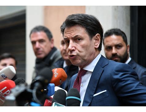 Conte Subito Salario Minimo Appello A Tutte Le Forze Politiche