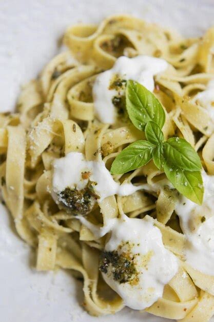 Premium Photo Homemade Tagliatelle Pasta With Pesto Sauce And