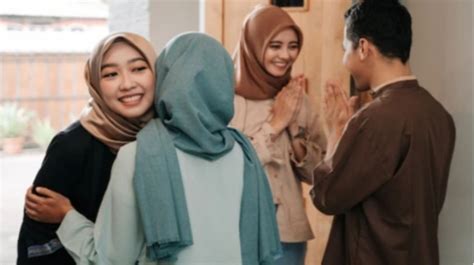 4 Hal Yang Mesti Diperhatikan Ketika Bertamu Ke Rumah Orang Saat Lebaran