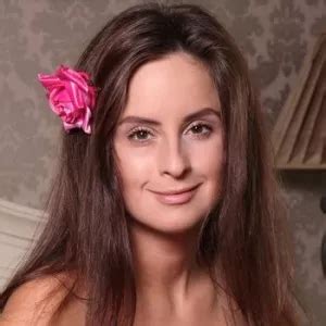 Milana Love | биография, рост, вес, размер сисек, фигура, возраст ...