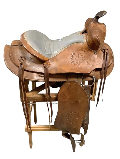 Lot Leather Western Saddle