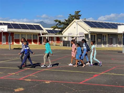 Pourquoi lîle de la Réunion fait sa rentrée scolaire ce lundi deux