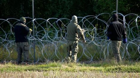 Stan wyjątkowy w części Polski Szefowie MSWIA i MON przedstawią