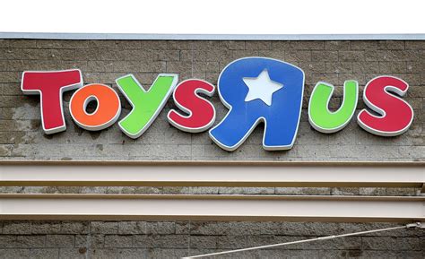 Toys ‘r Us Is Back Again