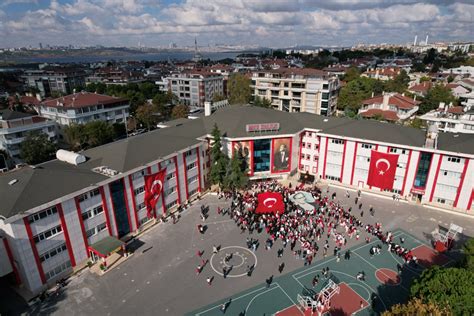 Ekim Cumhuriyet Bayram Bah E T Reni Ve Kortej Y R Y Mev Koleji