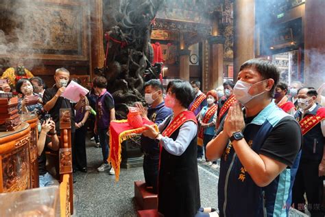 影／慶祝媽祖得道 北斗奠安宮號召16間宮廟祝壽 王惠美贈宮廟金牌 蕃新聞