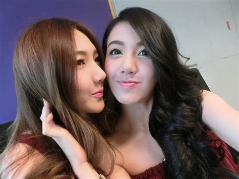 นารกอะ เนเน แบท ครกเลสเบยน สวยฮอตจนหนมๆละลาย Free Nude Porn Photos