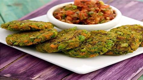 शाम की चाय के साथ ट्राई करें करेले की क्रिस्पी टिक्की Try Crispy