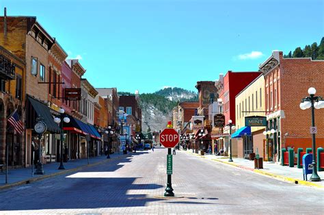 6 Best Towns In South Dakota To Visit In 2024 Worldatlas