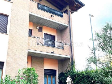 Vendita Villa Unifamiliare In Corso Milano Bovisio Masciago Ottimo