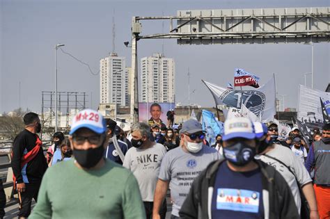 Piqueteros Opositores Anunciaron Una Marcha Federal