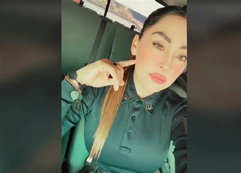 Polic A Municipal Conquista Tiktok Con Sus Videos Barrio