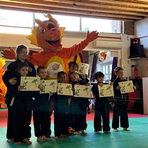 Le Passage De Grade En Viêt Võ Dao Et En Kung Fu Au Centre Thiêu Lâm