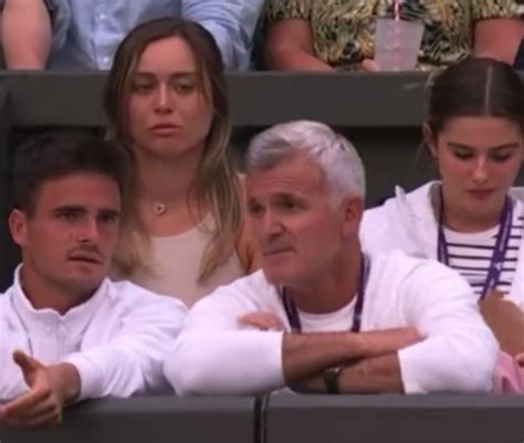 GALERIE FOTO Moment viral la Wimbledon Badosa nu a înțeles gestul