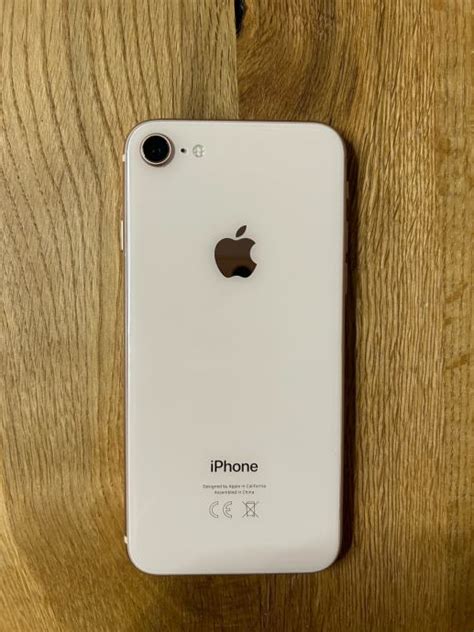 iPhone 8, 64 GB Gold